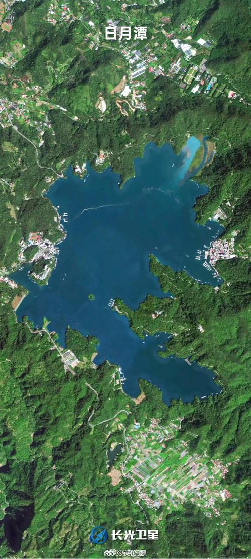 衛星視角俯瞰中國臺灣省 技術集成之下的家園影像